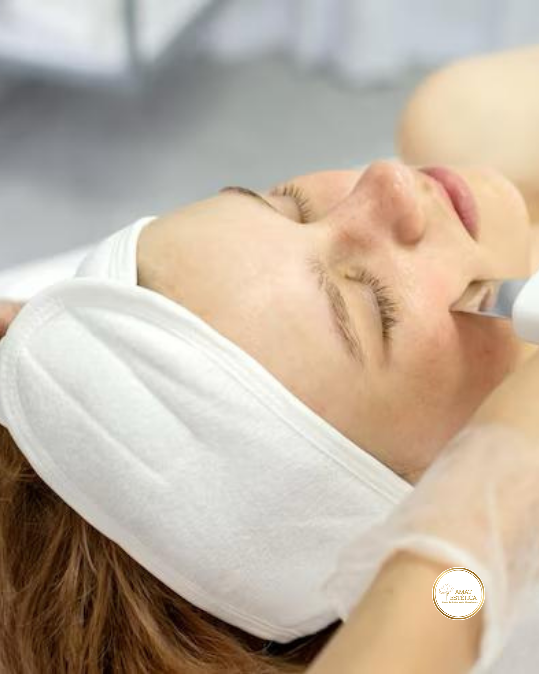 limpeza de pele + peeling ultrassônico